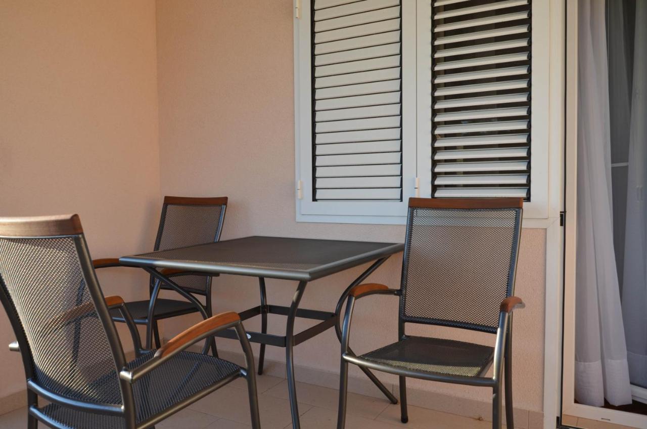 Apartments Tomas Betina  Zewnętrze zdjęcie