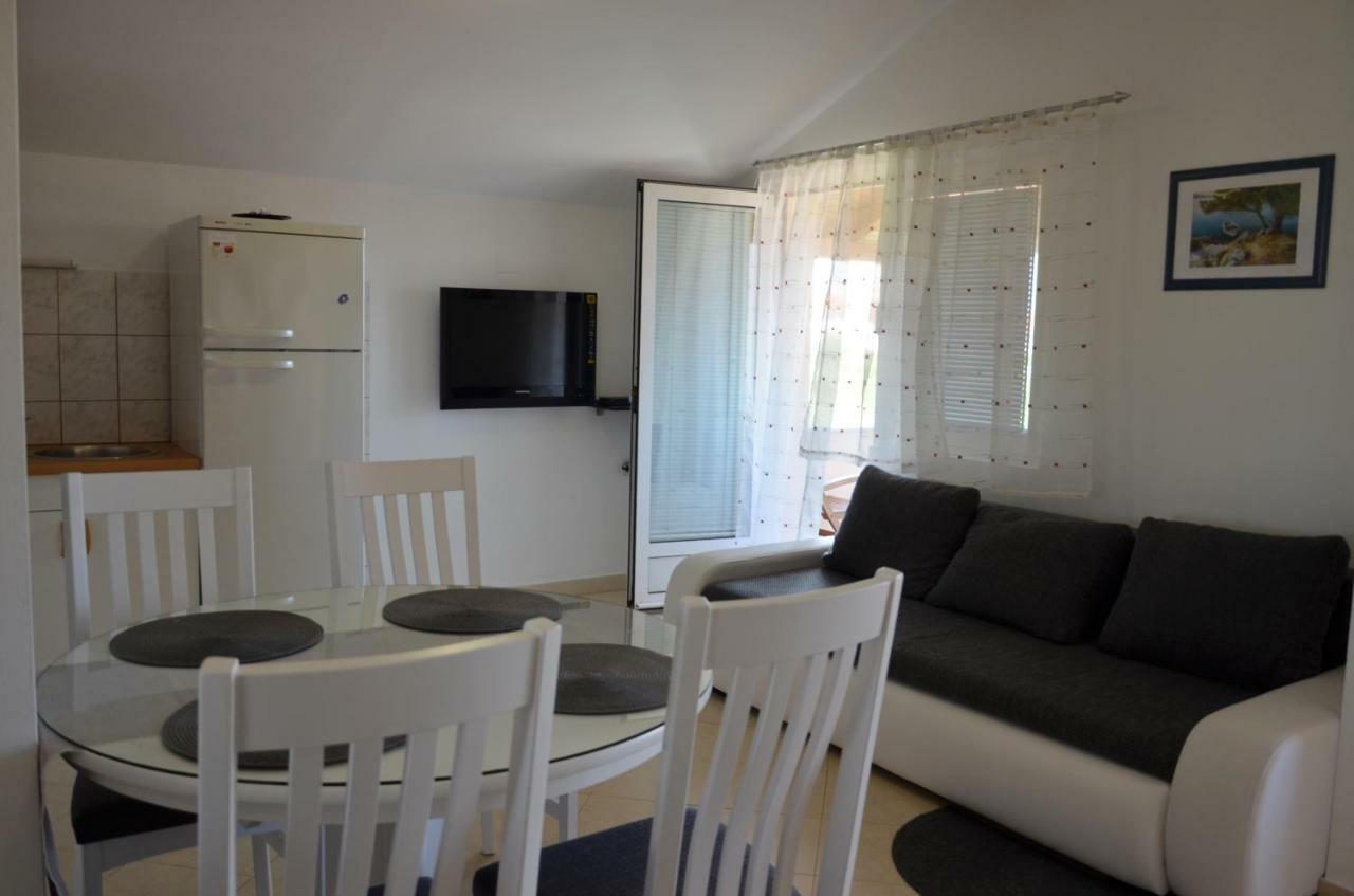 Apartments Tomas Betina  Zewnętrze zdjęcie
